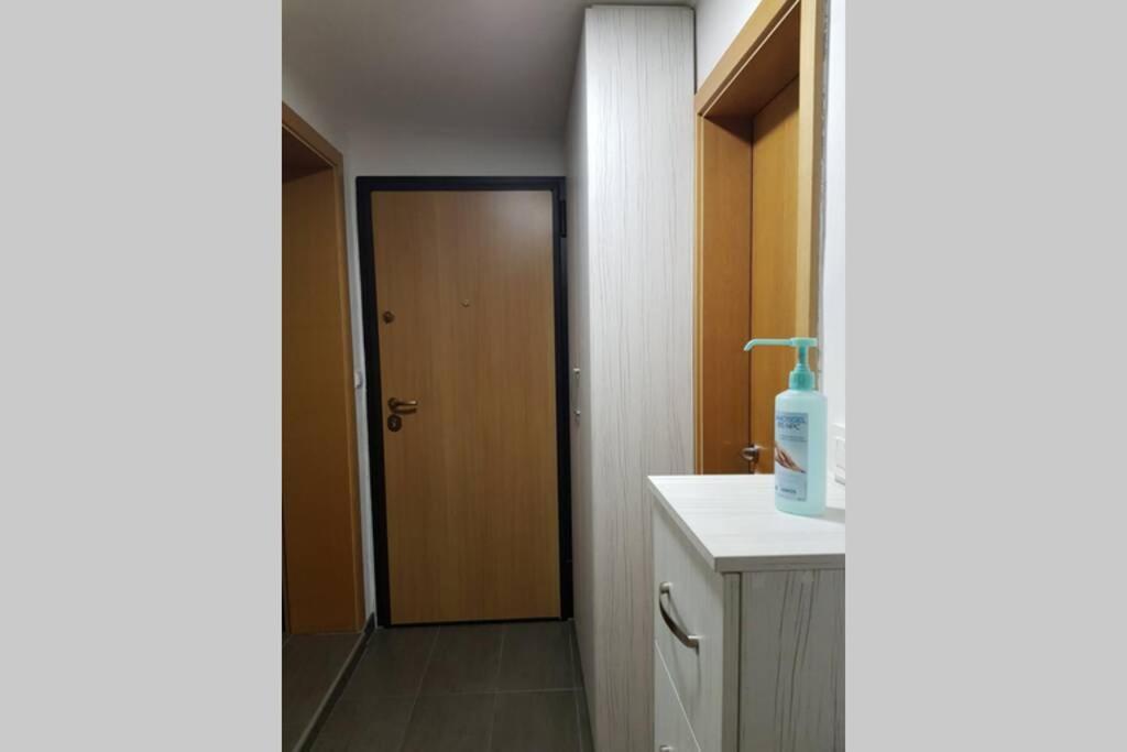 Apartman Sa Garazom I Internetom Sarajevo Luaran gambar