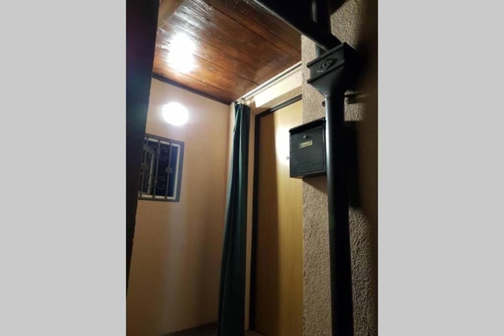 Apartman Sa Garazom I Internetom Sarajevo Luaran gambar