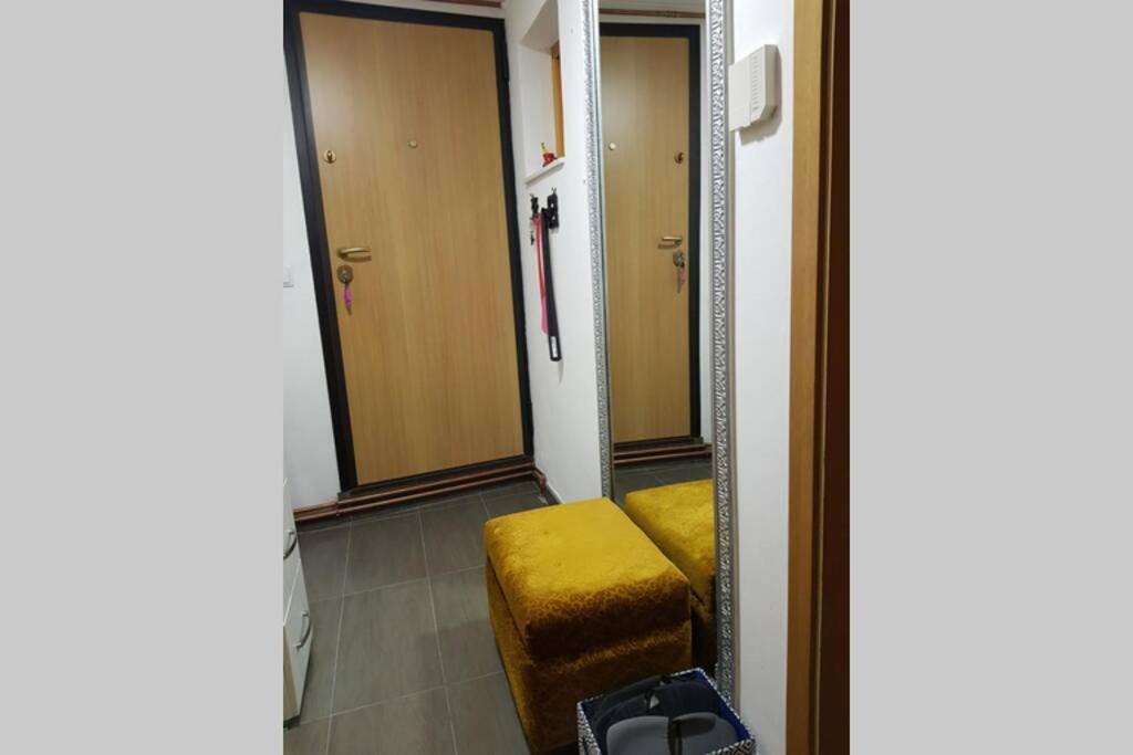 Apartman Sa Garazom I Internetom Sarajevo Luaran gambar