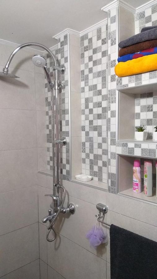Apartman Sa Garazom I Internetom Sarajevo Luaran gambar